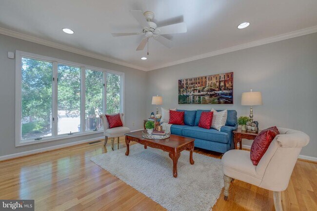 Building Photo - 4710 Old Dominion Dr