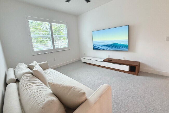 Building Photo - 9842 Salty Bay Dr