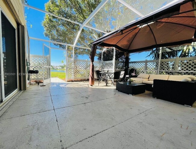 Building Photo - 3901 Medford Ct