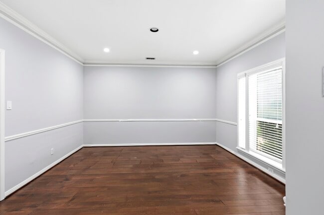 Building Photo - 11507 Del Monte Dr