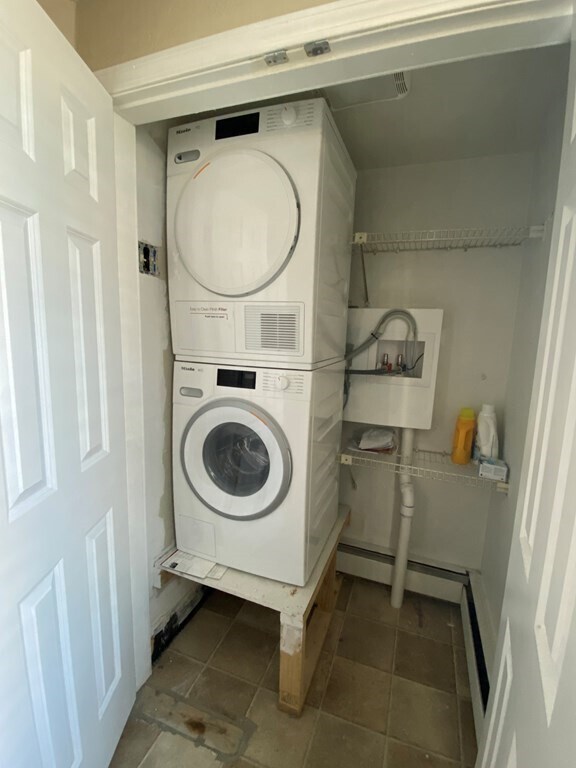 Building Photo - 279 Bowen St