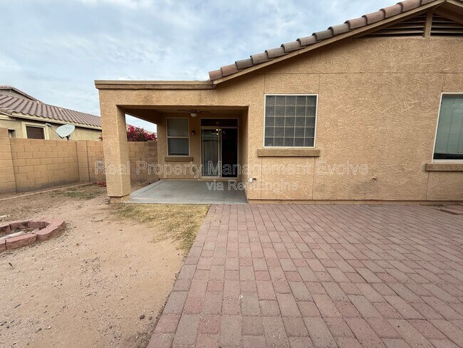 Building Photo - 7337 W St Catherine Ave