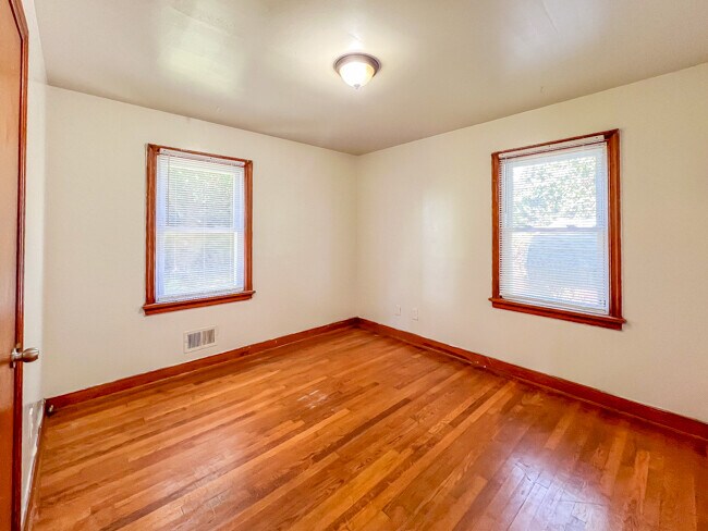 Building Photo - 4531 Cranford Ave