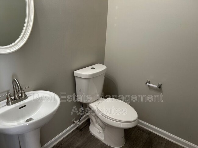 Building Photo - 1741 Carrington Dr