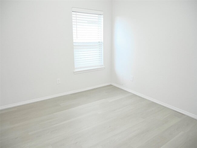 Building Photo - 3107 Andlor Hills Dr