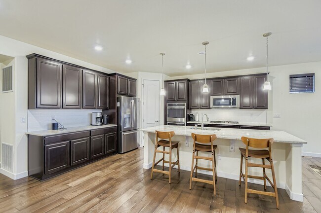 Building Photo - 14502 Salvador Cir