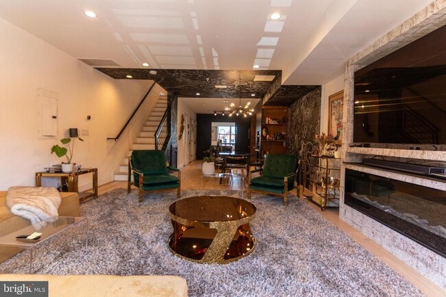 Building Photo - 1631 Montello Ave NE