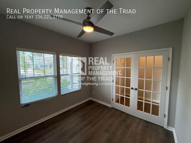 Building Photo - 2385 Dukes Hollow Ct
