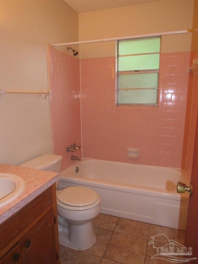 Building Photo - 4965 Catalina Cir