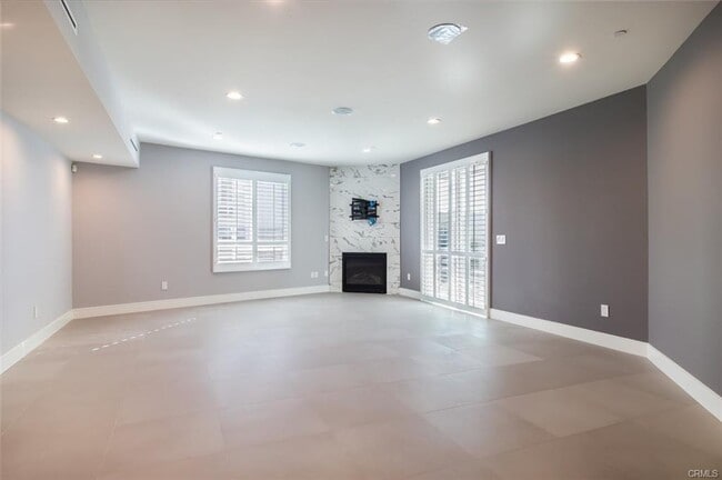 Building Photo - 2225 Mira Vista Ave