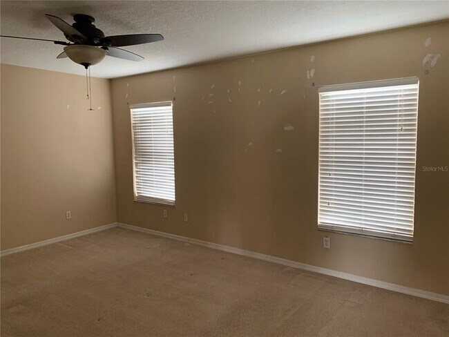 Building Photo - 3814 Regents Way