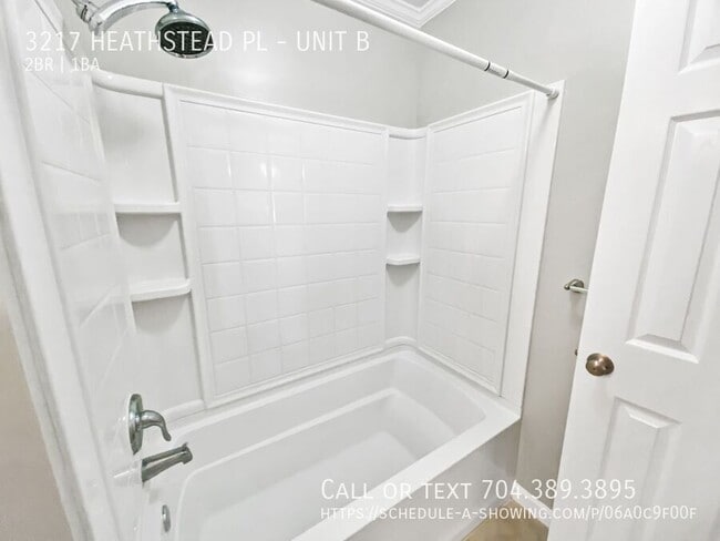 Building Photo - 3217 Heathstead Place