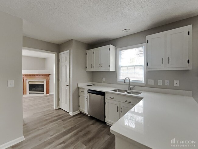 Building Photo - 146 Pinewinds Dr