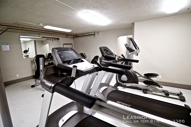 Building Photo - The Lakota on Grand