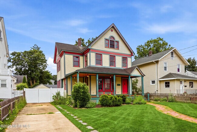 Building Photo - 638 Overton Pl