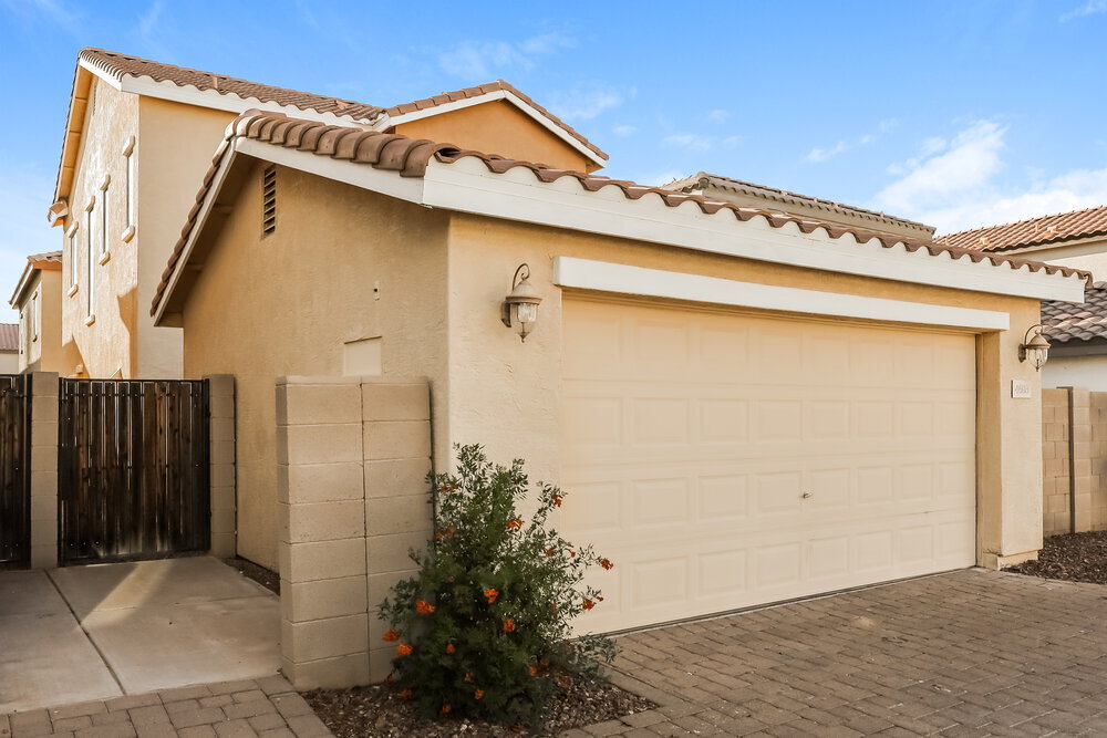 Building Photo - 4693 E Olney Ave