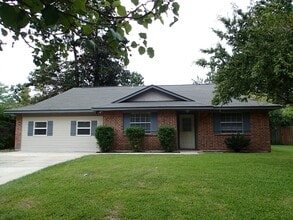 Building Photo - 341 Audubon Dr