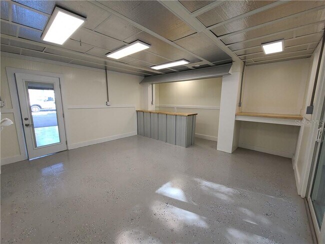 Building Photo - 4970 Marina Palms Dr