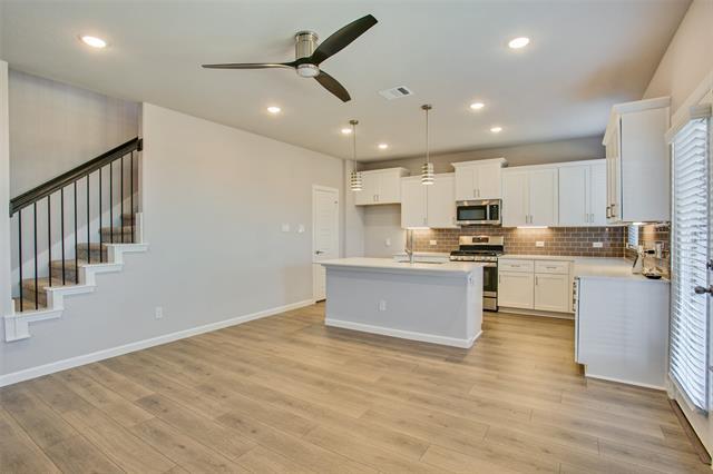 Building Photo - 5450 Ridgeway Dr