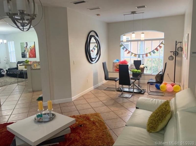 Building Photo - 2240 NE 37th Terrace