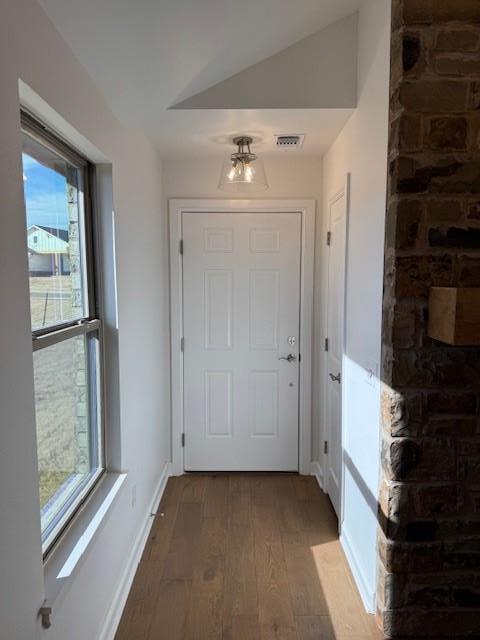 Building Photo - 2468 Heather Rd