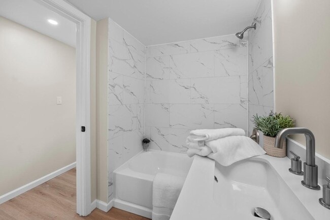 Building Photo - 6429 Wembridge Dr