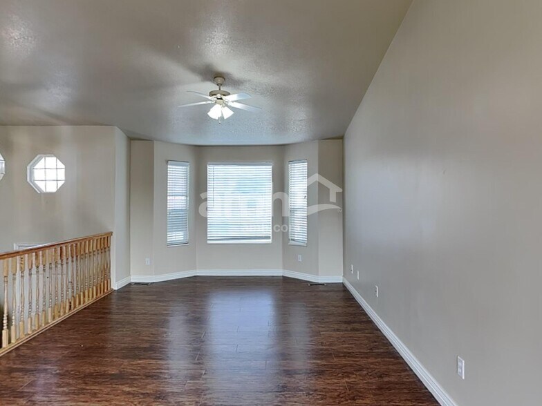 Building Photo - 2359 W 2075 N