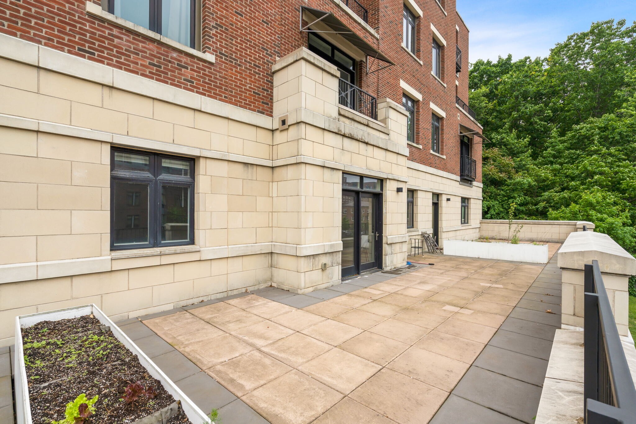 Building Photo - 1501 Commonwealth Ave