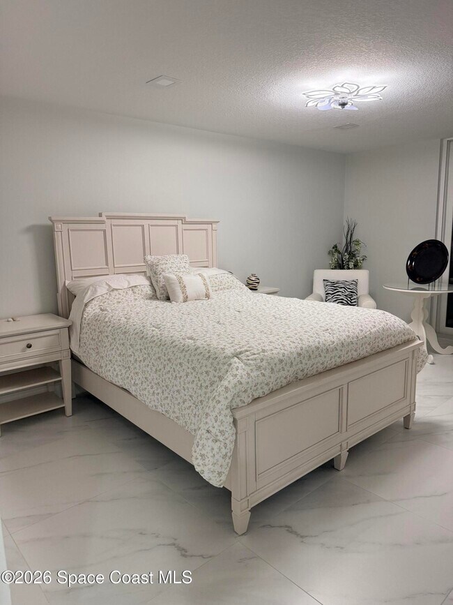 Building Photo - 3223 S Atlantic Ave