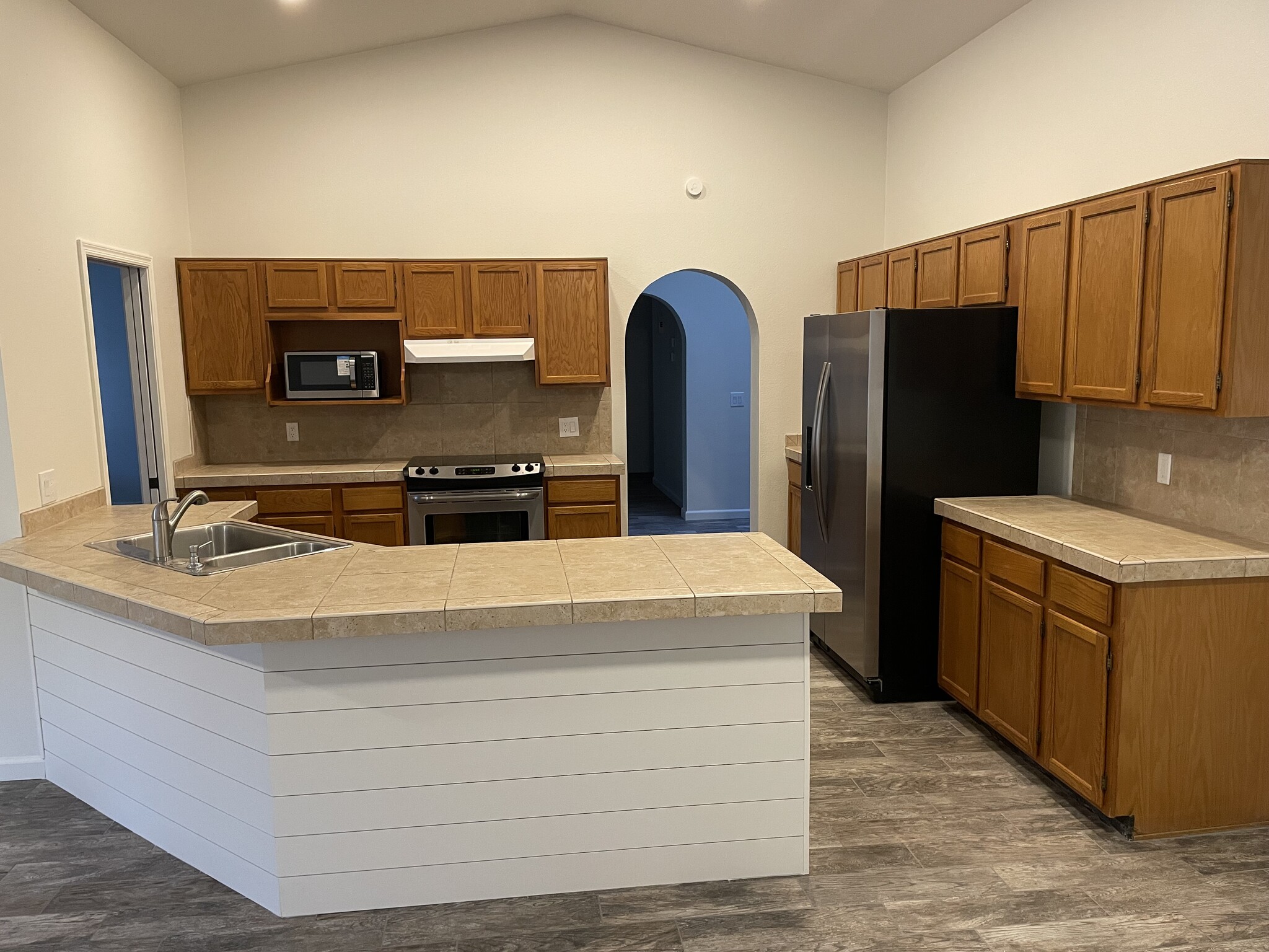 Building Photo - 8038 E McLellan Blvd