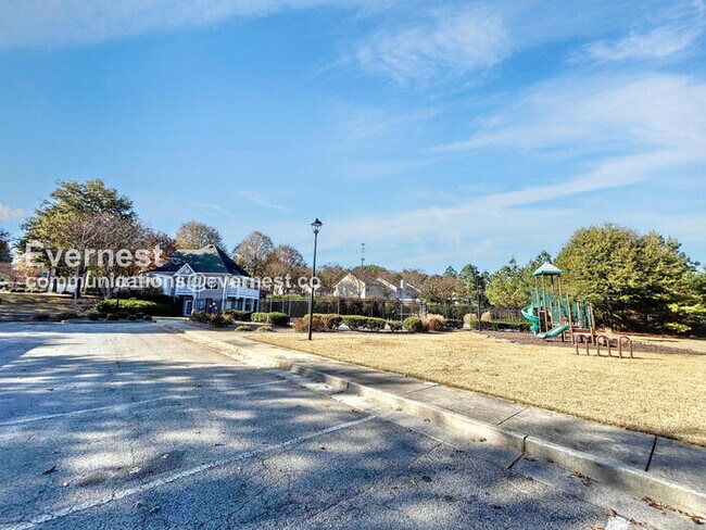 Building Photo - 3995 Tyne Ct