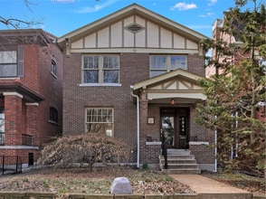 Building Photo - 5944 Pershing Ave