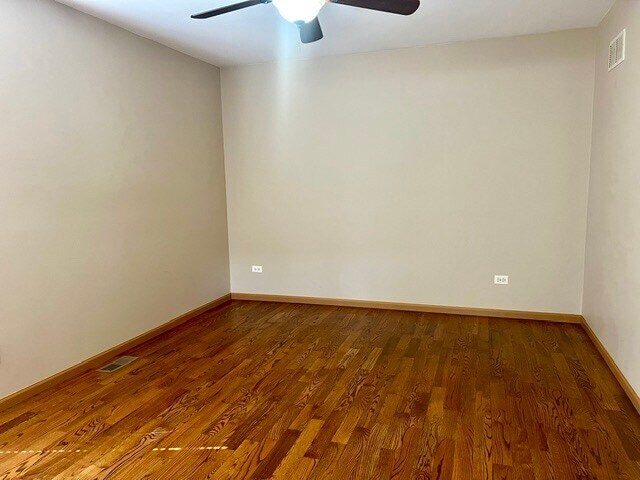 Building Photo - 2213 Carpenter Ave