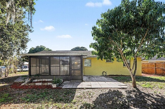 Building Photo - 2874 Indianwood Dr