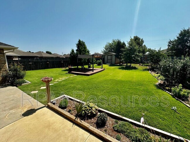 Building Photo - 8208 Greer Way