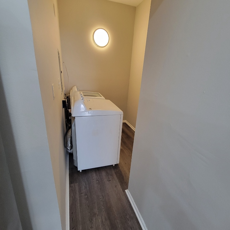 Building Photo - 3962 Evans Ave