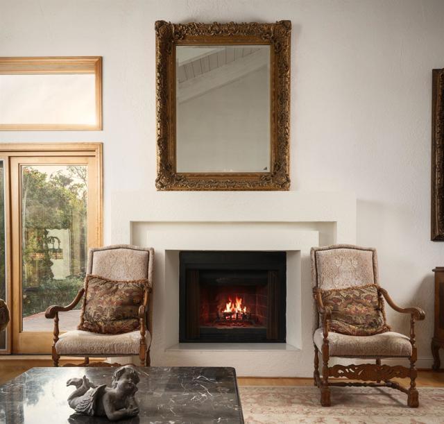 Building Photo - 20780 Fortuna Del Norte