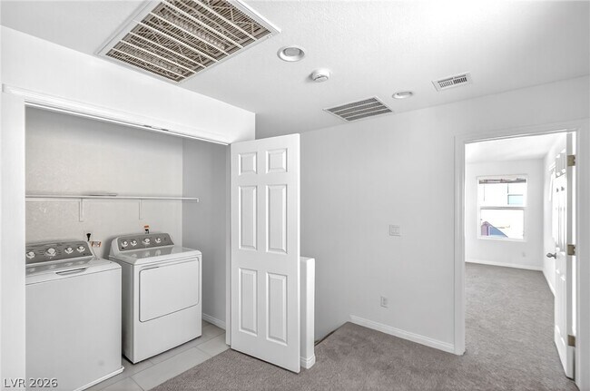 Building Photo - 10233 S Ullom Dr