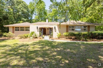 Building Photo - 3 Bedroom 2 Bath House in Snee Farm - Moun...