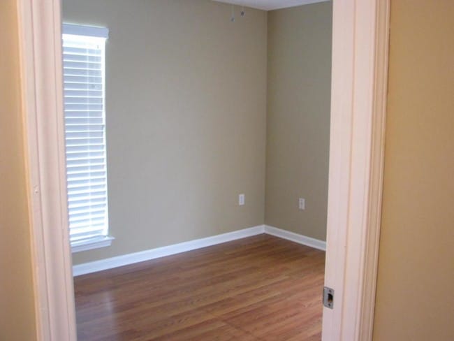 Building Photo - 2765 Rutherford Dr