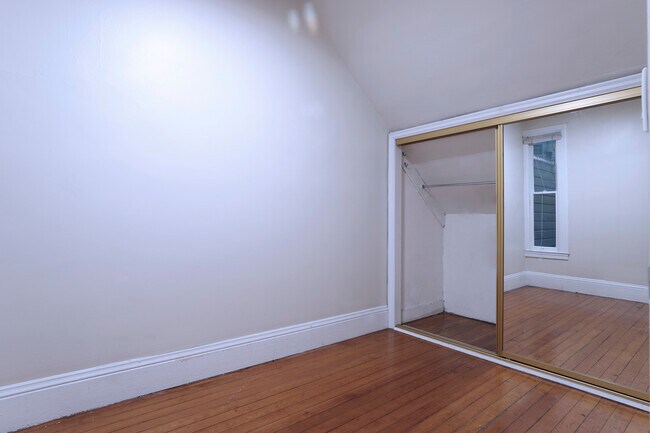 Building Photo - 84a Sanchez St