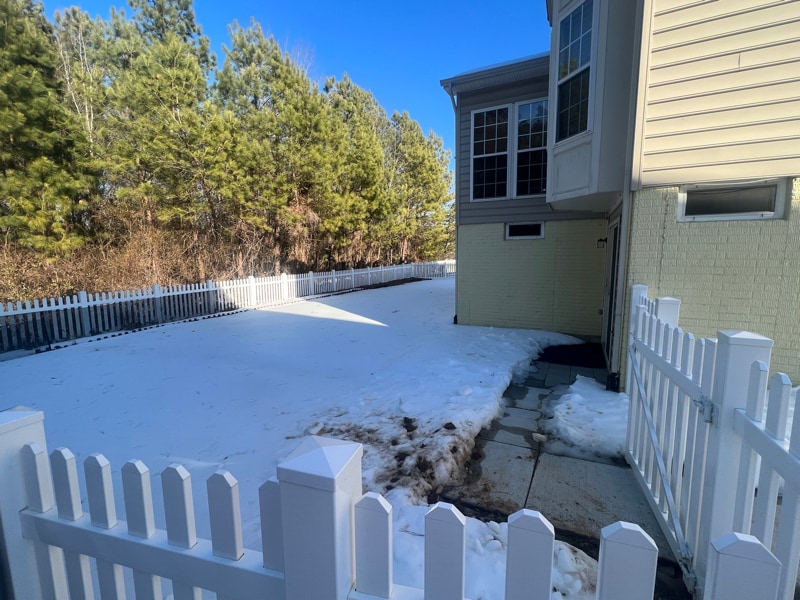 Building Photo - 9523 Evergreen Circle