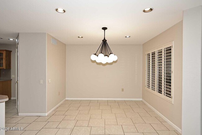Building Photo - 14211 N Cameo Dr
