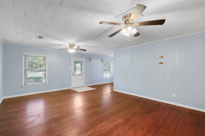 Building Photo - 1401 Springdale St