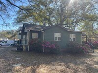 Building Photo - 2679 Olympia St