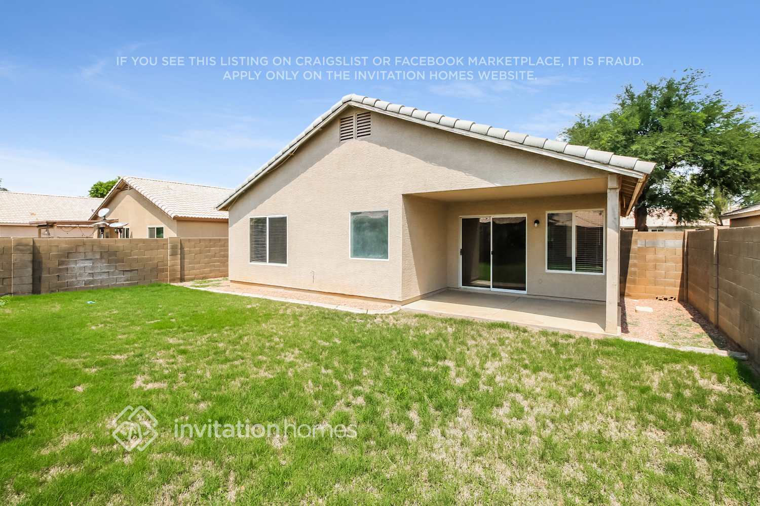 Building Photo - 2751 E Terrace Ave