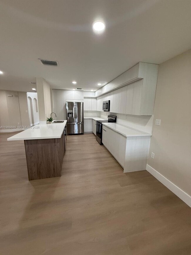 Building Photo - 16432 SW 47th Terrace