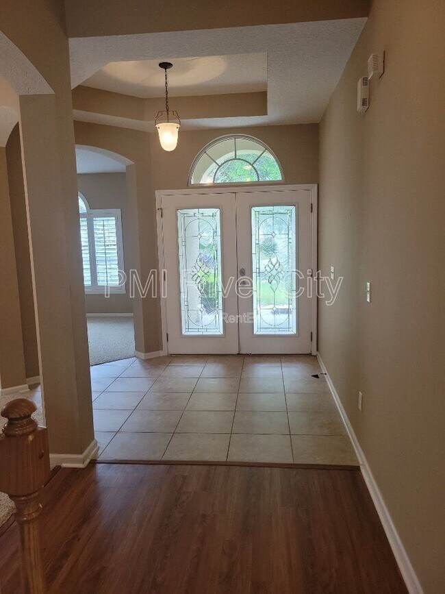 Building Photo - 14283 Big Spring St