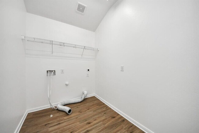 Building Photo - 9638 Brenthaven Springs Ln