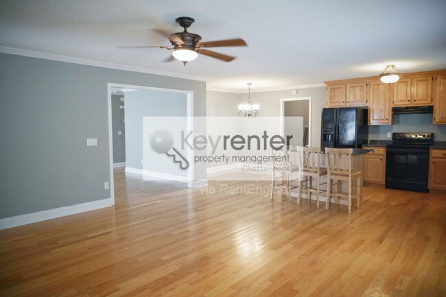 Building Photo - 510 Cloudview Ln